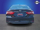 Used 2020 Toyota Camry LE image 5