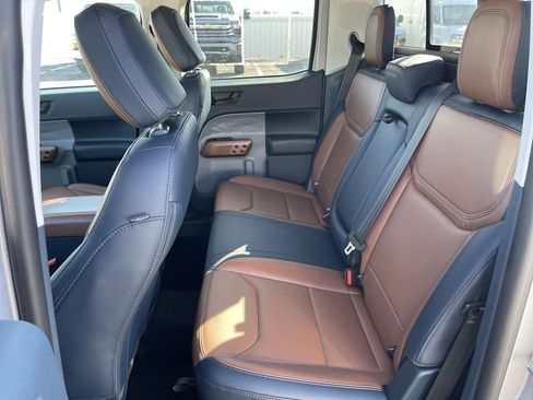 Used 2023 Ford Maverick Lariat w/ Lariat Luxury Package image 7