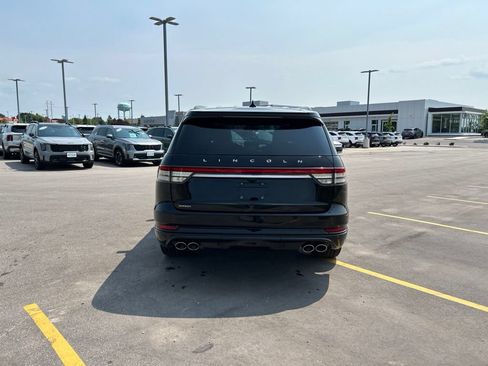 Certified 2023 Lincoln Aviator Reserve w/ Equipment Group 201A AWD/4WD image 7
