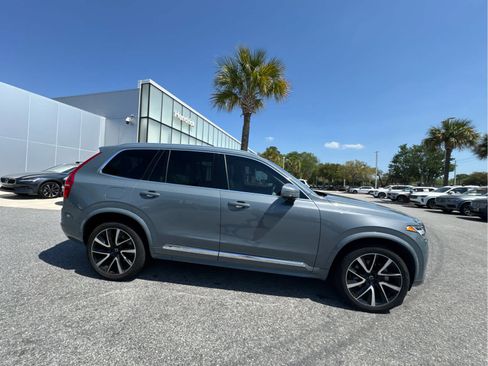 Used 2023 Volvo XC90 B5 Plus w/ Protection Package Premier image 19