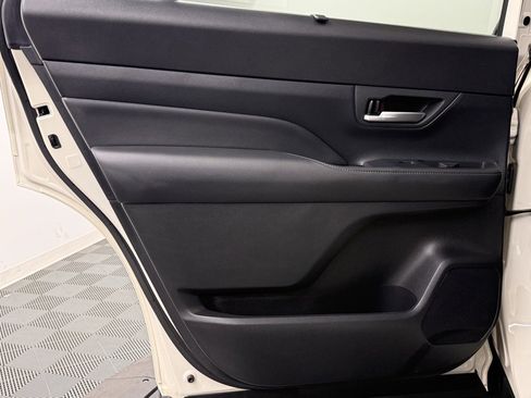 Used 2024 Toyota Grand Highlander Limited image 34