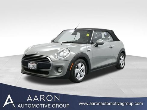 Used 2017 MINI Cooper Convertible image 1