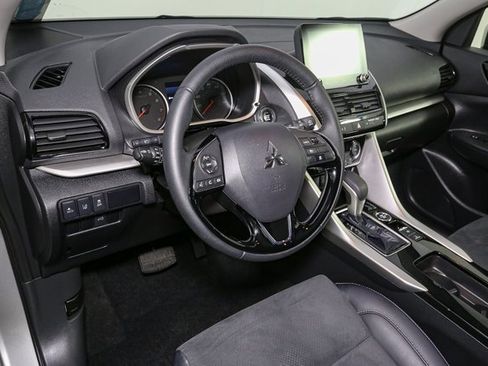 Used 2024 Mitsubishi Eclipse Cross SE image 22