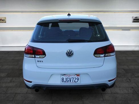 Used 2011 Volkswagen GTI 4-Door image 6
