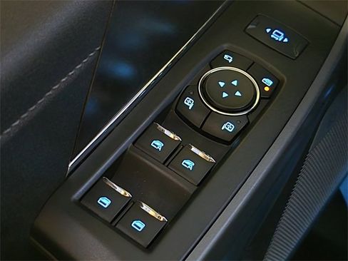 Used 2025 Ford F350 Lariat w/ Lariat Ultimate Package image 35