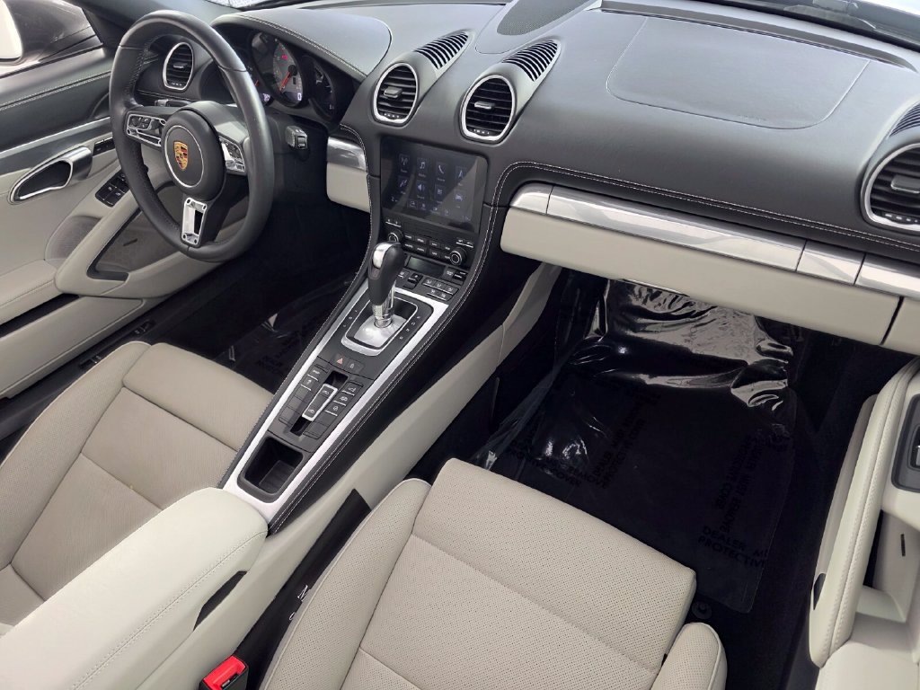 Used 2025 Porsche 718 Boxster S RWD image 32