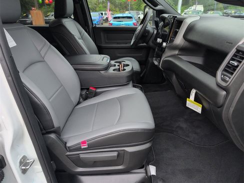 New 2026 RAM 2500 Tradesman image 32