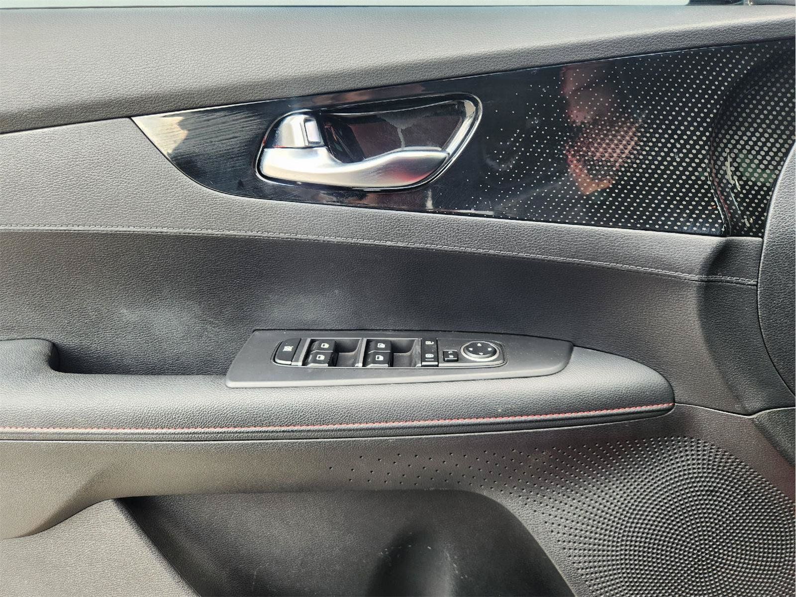 Used 2024 Kia Forte GT FWD image 24