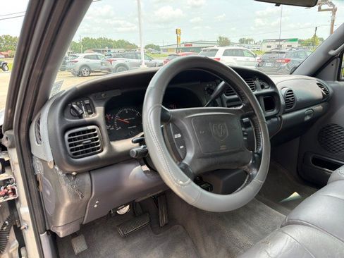 Used 2001 Dodge Ram 2500 Truck 2WD Quad Cab image 18