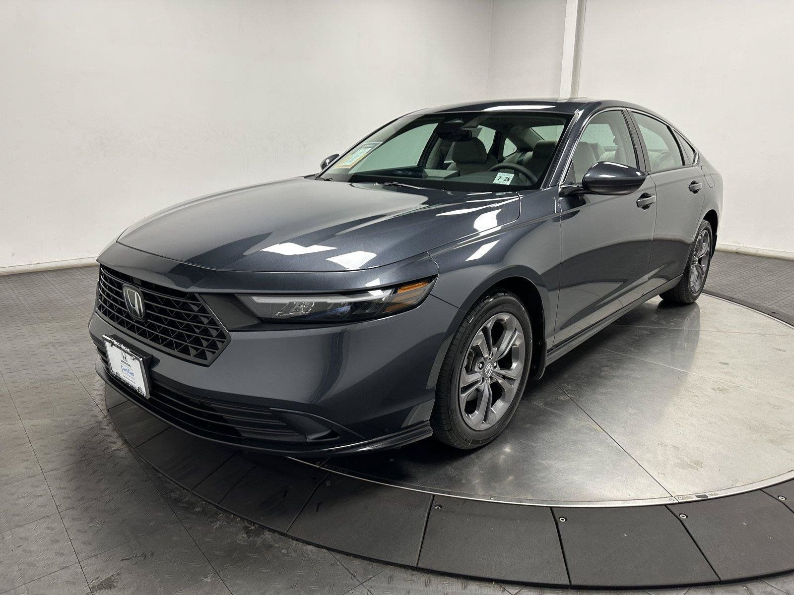 Certified 2023 Honda Accord EX image 6