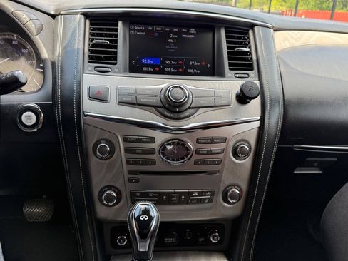 Used 2019 INFINITI QX80 Limited w/ All-Season Package AWD/4WD image 19