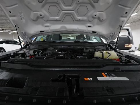 Used 2024 Ford F250 XL w/ STX Appearance Package AWD/4WD image 3