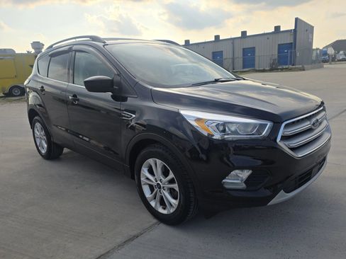 Used 2018 Ford Escape SEL w/ Canadian Touring Package AWD/4WD image 7