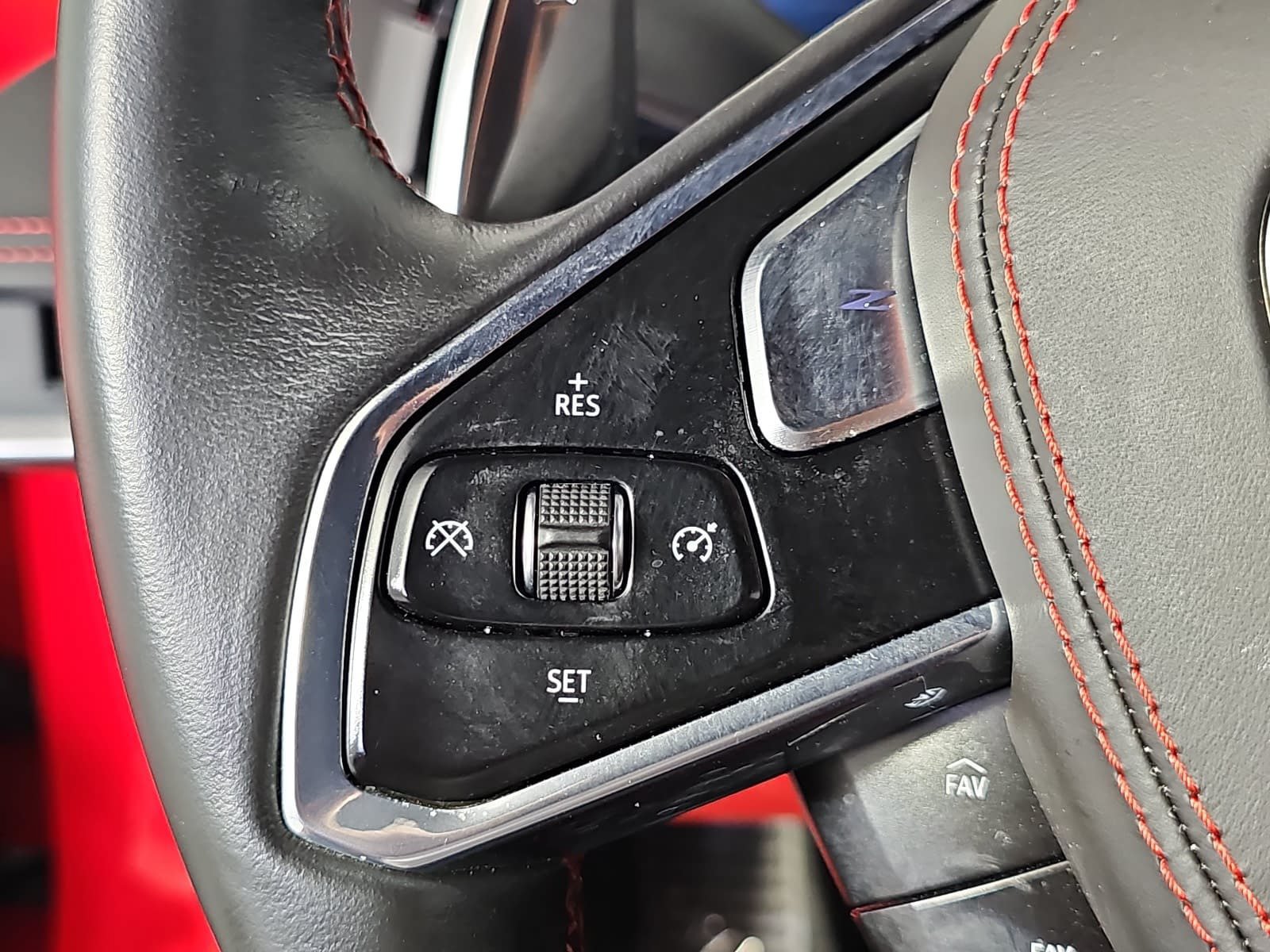 Used 2021 Chevrolet Corvette Stingray Premium Cpe w/ Z51 Performance Package RWD image 14