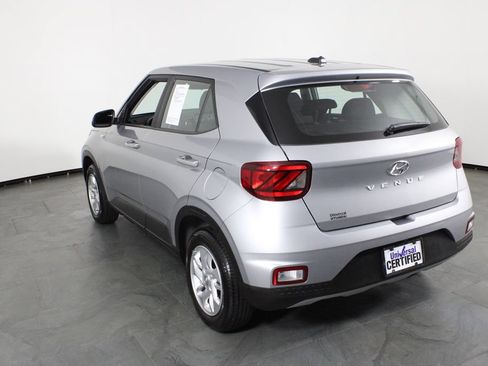 Certified 2026 Hyundai Venue SE FWD image 16