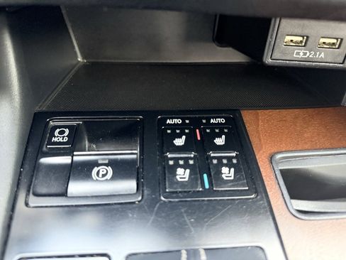 Used 2020 Lexus RX 350L FWD w/ Premium Package image 38