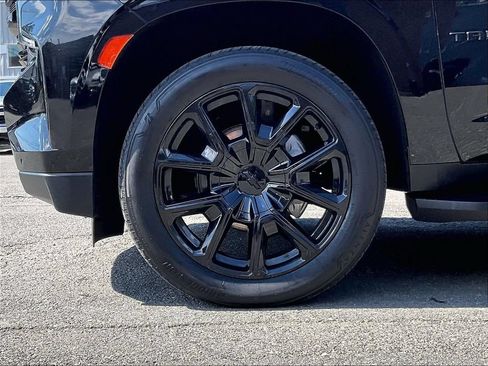 Used 2024 Chevrolet Tahoe RST w/ Luxury Package AWD/4WD image 7