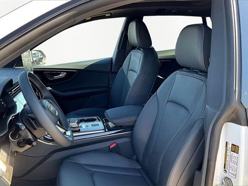 New 2026 Audi Q8 Premium image 9
