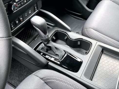 New 2026 Nissan Frontier SV RWD image 7