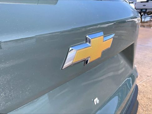 Certified 2025 Chevrolet Trax LT image 30