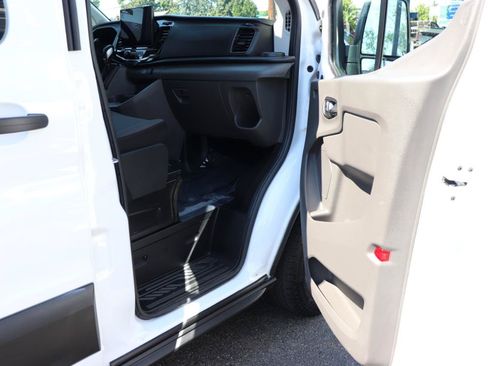 Used 2026 Ford Transit 350 XLT RWD image 15
