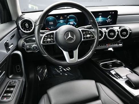 Used 2020 Mercedes-Benz A 220 image 17