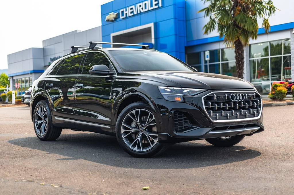 Used 2025 Audi Q8 Premium Plus AWD/4WD image 1