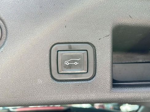 Used 2024 Chevrolet Equinox LT w/ LPO, Floor Liner Package AWD/4WD image 33