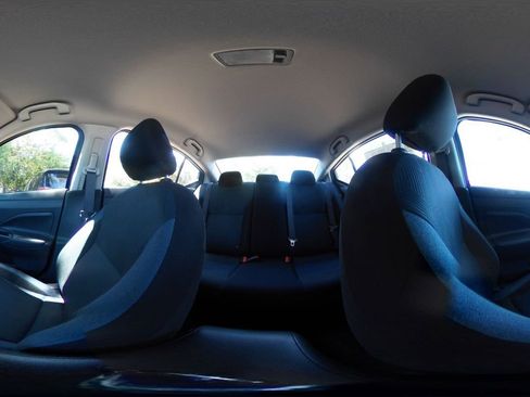 Used 2025 Nissan Versa SV FWD image 42
