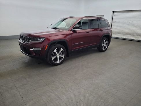 Used 2024 Jeep Grand Cherokee Limited 4xe AWD/4WD image 2