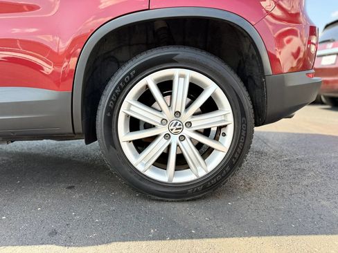 Used 2016 Volkswagen Tiguan S FWD image 39