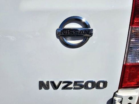 Used 2021 Nissan NV 2500 SV RWD image 37