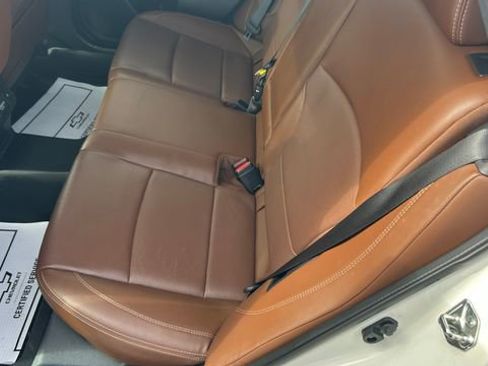 Used 2018 Subaru Outback 3.6R Touring image 33