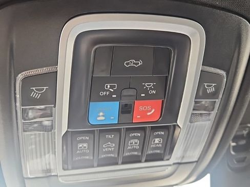 Used 2025 RAM 1500 Laramie w/ Laramie Southwest Edition AWD/4WD image 27