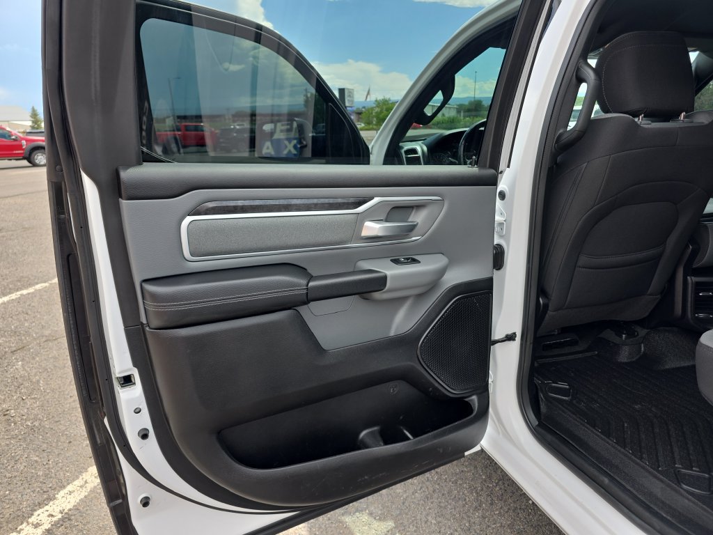 Used 2023 RAM 1500 Big Horn AWD/4WD image 28