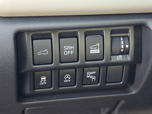 Used 2023 Subaru Forester Limited image 17