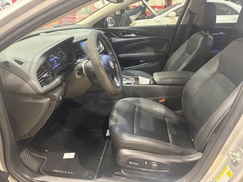 Used 2020 Buick Regal Essence w/ Sights and Sounds Package FWD image 15