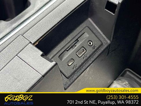 Used 2020 GMC Sierra 1500 SLT w/ SLT Premium Package image 21