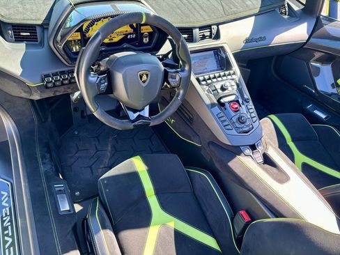 Used 2016 Lamborghini Aventador LP 750-4 Superveloce image 21