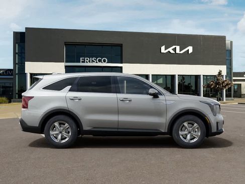 New 2026 Kia Sorento LX FWD image 7