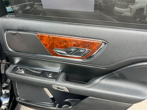 Used 2020 Lincoln Continental w/ Equipment Group 500A FWD image 46