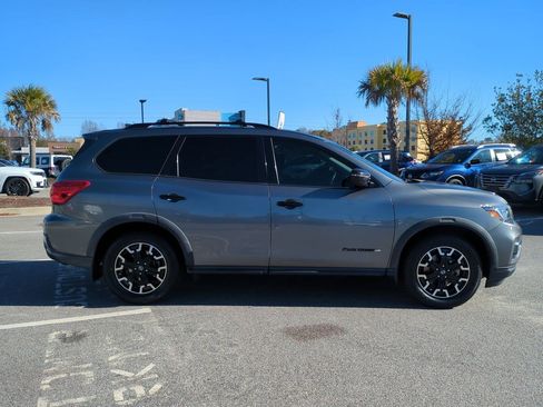 Used 2020 Nissan Pathfinder SV w/ Rock Creek Edition image 2