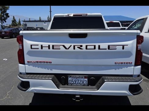 Used 2021 Chevrolet Silverado 1500 Custom RWD image 9