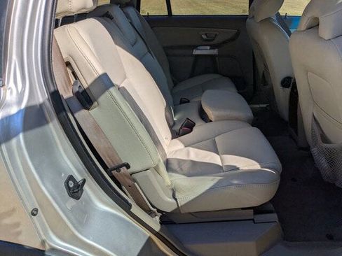 Used 2006 Volvo XC90 2.5T image 32