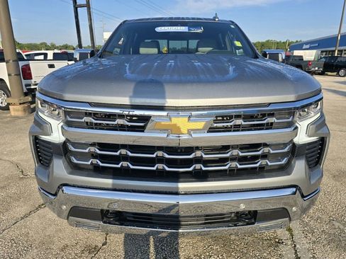 Certified 2025 Chevrolet Silverado 1500 LTZ image 8
