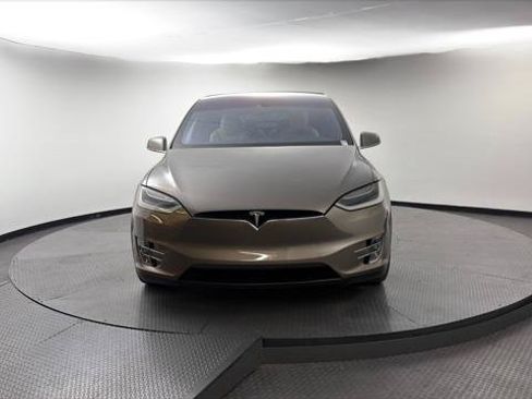 Used 2016 Tesla Model X 90D AWD/4WD image 11