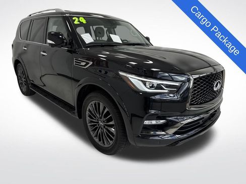 Used 2024 INFINITI QX80 Premium Select w/ All-Season Package image 3