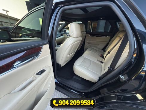 Used 2017 Cadillac XT5 Luxury w/ Driver Awareness Package FWD image 22