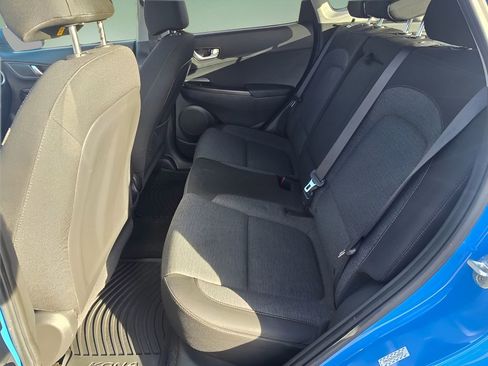 Used 2023 Hyundai Kona SEL image 40