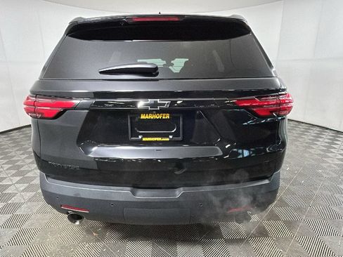 Used 2022 Chevrolet Traverse LT FWD image 5